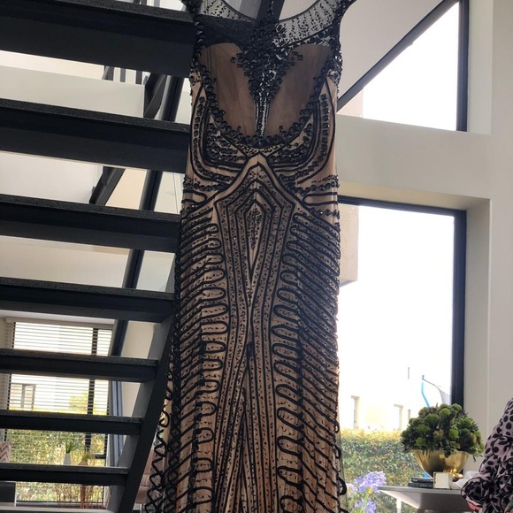 Dress - Picture 3 of 4